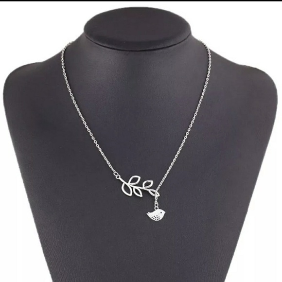 Little Tree Bird Necklace - Picture 2 of 4